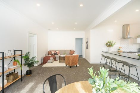 Photo of property in 57b Crewe Crescent, Hokowhitu, Palmerston North, 4410