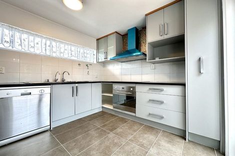 Photo of property in 358 Te Atatu Road, Te Atatu South, Auckland, 0610