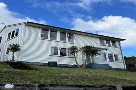 Photo of property in 27 Durham Street, Cannons Creek, Porirua, 5024