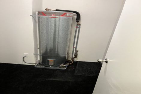 Photo of property in 8 Torrens Terrace, Mount Cook, Wellington, 6011