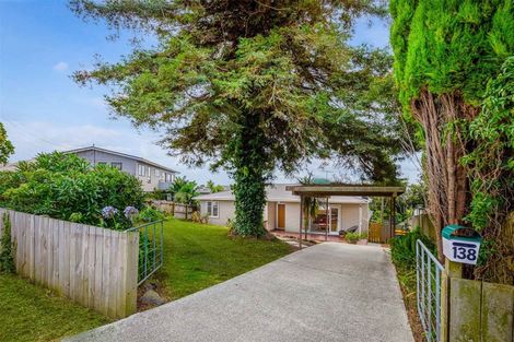 Photo of property in 138 Luckens Road, West Harbour, Auckland, 0618