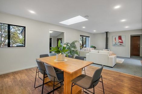 Photo of property in 25 Sunningdale Street, Wattle Downs, Auckland, 2103