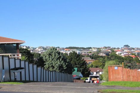 Photo of property in 97 Redoubt Road, Goodwood Heights, Auckland, 2105