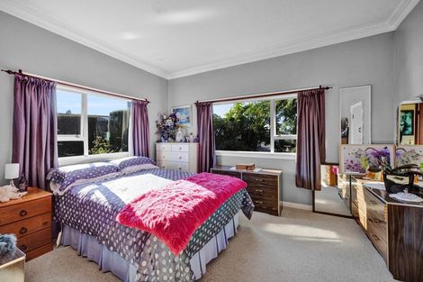 Photo of property in 13 Disraeli Street, Hawera, 4610