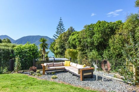 Photo of property in 50 Moenui Road, Havelock, Picton, 7281