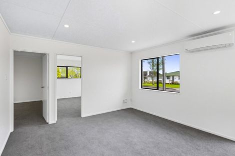 Photo of property in 42 Quinn Road, Levin, 5510