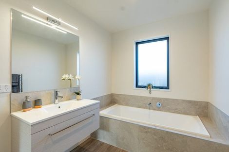 Photo of property in 73 Henshaw Street, Woodend, 7610