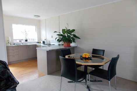 Photo of property in 6/29 South Street, Papakura, 2110