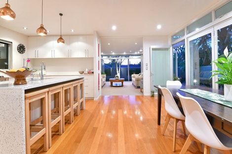 Photo of property in 58 The Circle, Manly, Whangaparaoa, 0930