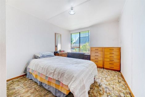 Photo of property in 1 Kowhai Avenue, Mangere Bridge, Auckland, 2022