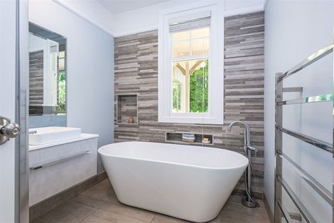 Photo of property in 44 Alpha Avenue, Strowan, Christchurch, 8052