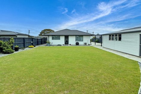 Photo of property in 39 Vivian Street, Burwood, Christchurch, 8083