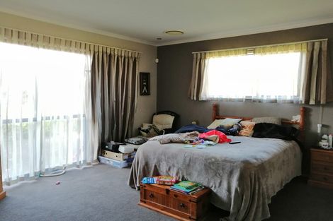 Photo of property in 131 Foster Road, Kumeu, 0891