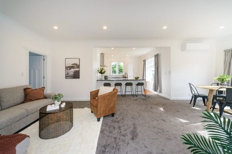 Photo of property in 57b Crewe Crescent, Hokowhitu, Palmerston North, 4410