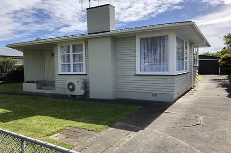 Photo of property in 35 Aspiring Avenue, Milson, Palmerston North, 4414