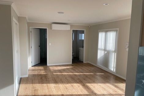 Photo of property in 3 Edwards Avenue, Henderson, Auckland, 0610