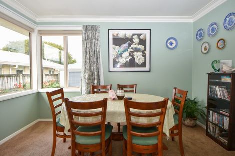 Photo of property in 240 High Street North, Carterton, 5713