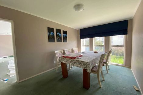 Photo of property in 6 Barlow Place, Chatswood, Auckland, 0626