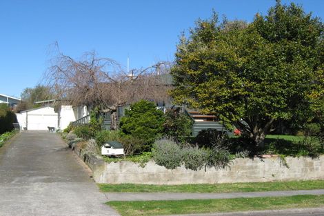 Photo of property in 11 Emerald Hill, Havelock North, 4130