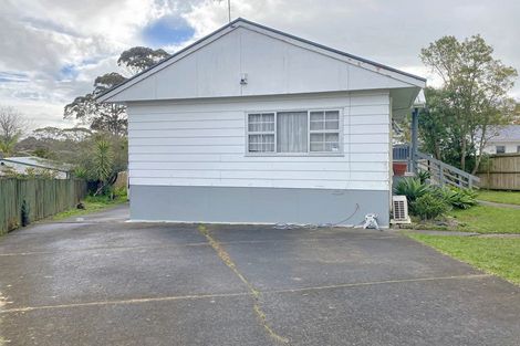 Photo of property in 25 Fitzherbert Avenue, West Harbour, Auckland, 0618