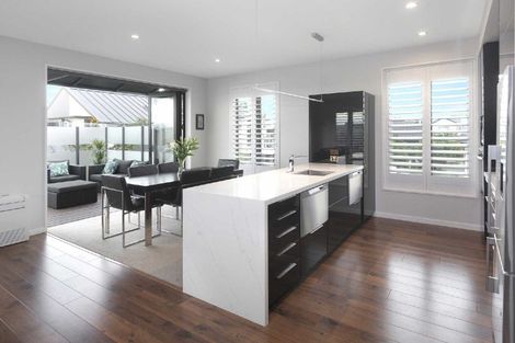 Photo of property in 59 Waterstock Way, Parklands, Christchurch, 8083