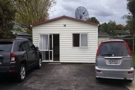 Photo of property in 40 Beechdale Crescent, Pakuranga Heights, Auckland, 2010
