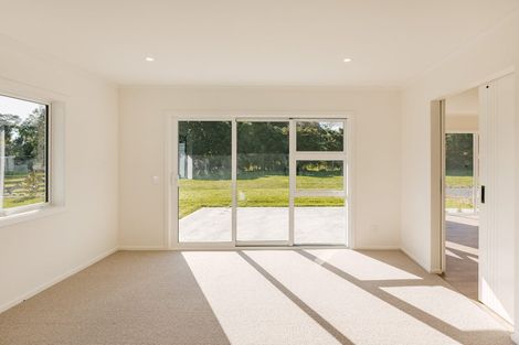 Photo of property in 9 Railway Terrace, Ohau, 5570