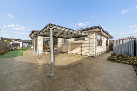 Photo of property in 10 Poulson Grove, Trentham, Upper Hutt, 5018