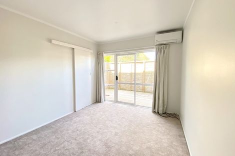 Photo of property in 2/60 Gowing Drive, Meadowbank, Auckland, 1072