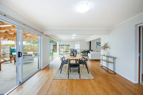 Photo of property in 221b Victoria Avenue, Hokowhitu, Palmerston North, 4410