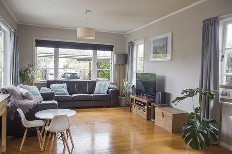 Photo of property in 33 Gilliam Street, New Lynn, Auckland, 0600