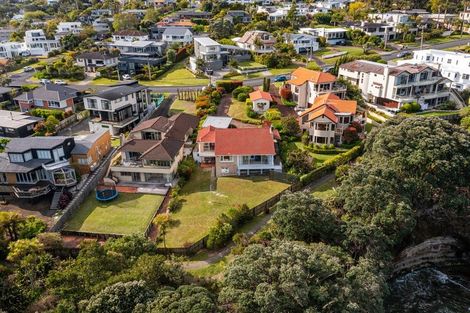 Photo of property in 5 Churchill Road, Murrays Bay, Auckland, 0630
