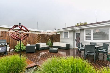 Photo of property in 8 Crichton Place, Taradale, Napier, 4112