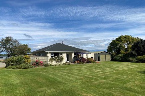 Photo of property in 155 Tussock Creek Grove Bush Road, Grove Bush, Invercargill, 9872
