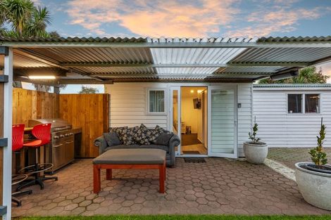 Photo of property in 75 Appleby Crescent, Burnside, Christchurch, 8053