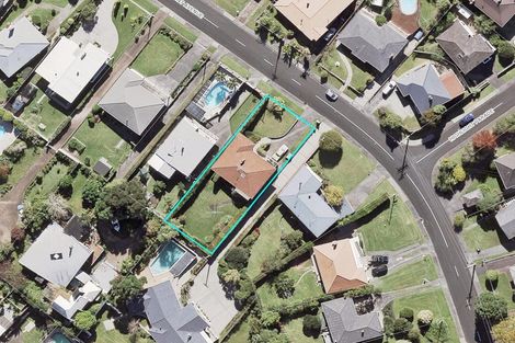 Photo of property in 60 Jaemont Avenue, Te Atatu South, Auckland, 0610