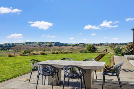 Photo of property in 35 Tapairu Road, Waipawa, 4275