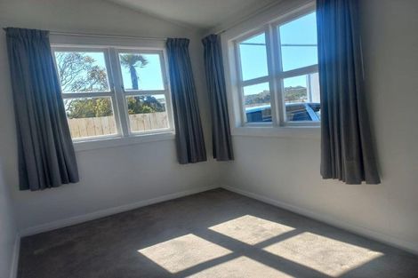 Photo of property in 27 Awatea Street, Ranui, Porirua, 5024