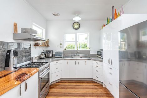 Photo of property in 2 Hodge Place, Aramoho, Whanganui, 4500