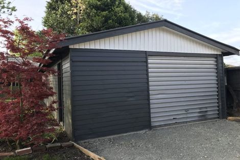 Photo of property in 32 Attlee Crescent, Bryndwr, Christchurch, 8053