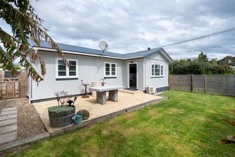 Photo of property in 2 Leyland Road, Te Awanga, 4102