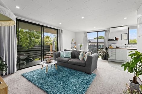 Photo of property in 17a Longstead Avenue, Papamoa Beach, Papamoa, 3118