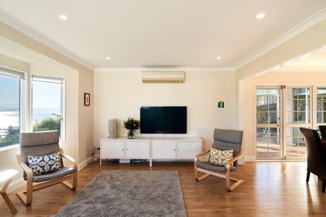 Photo of property in 32a Roslyn Road, Bluff Hill, Napier, 4110