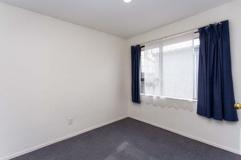 Photo of property in 2 Dickson Crescent, Hornby, Christchurch, 8042