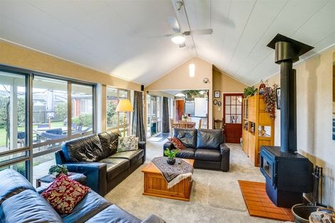 Photo of property in 34 Meeanee Road, Taradale, Napier, 4112