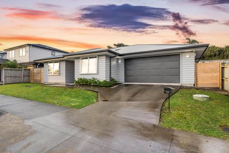 Photo of property in 36 Accolage Boulevard, Kumeu, 0810