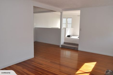 Photo of property in 1/9 Newhaven Terrace, Mairangi Bay, Auckland, 0630