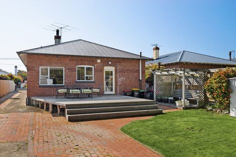 Photo of property in 136 Fitzroy Street, Forbury, Dunedin, 9012