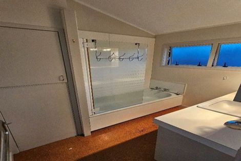 Photo of property in 2a Seaview Road, Milford, Auckland, 0620