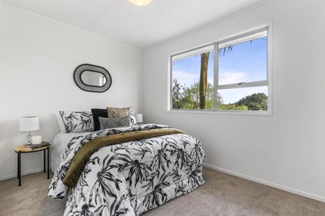 Photo of property in 32 Archmillen Avenue, Pakuranga Heights, Auckland, 2010